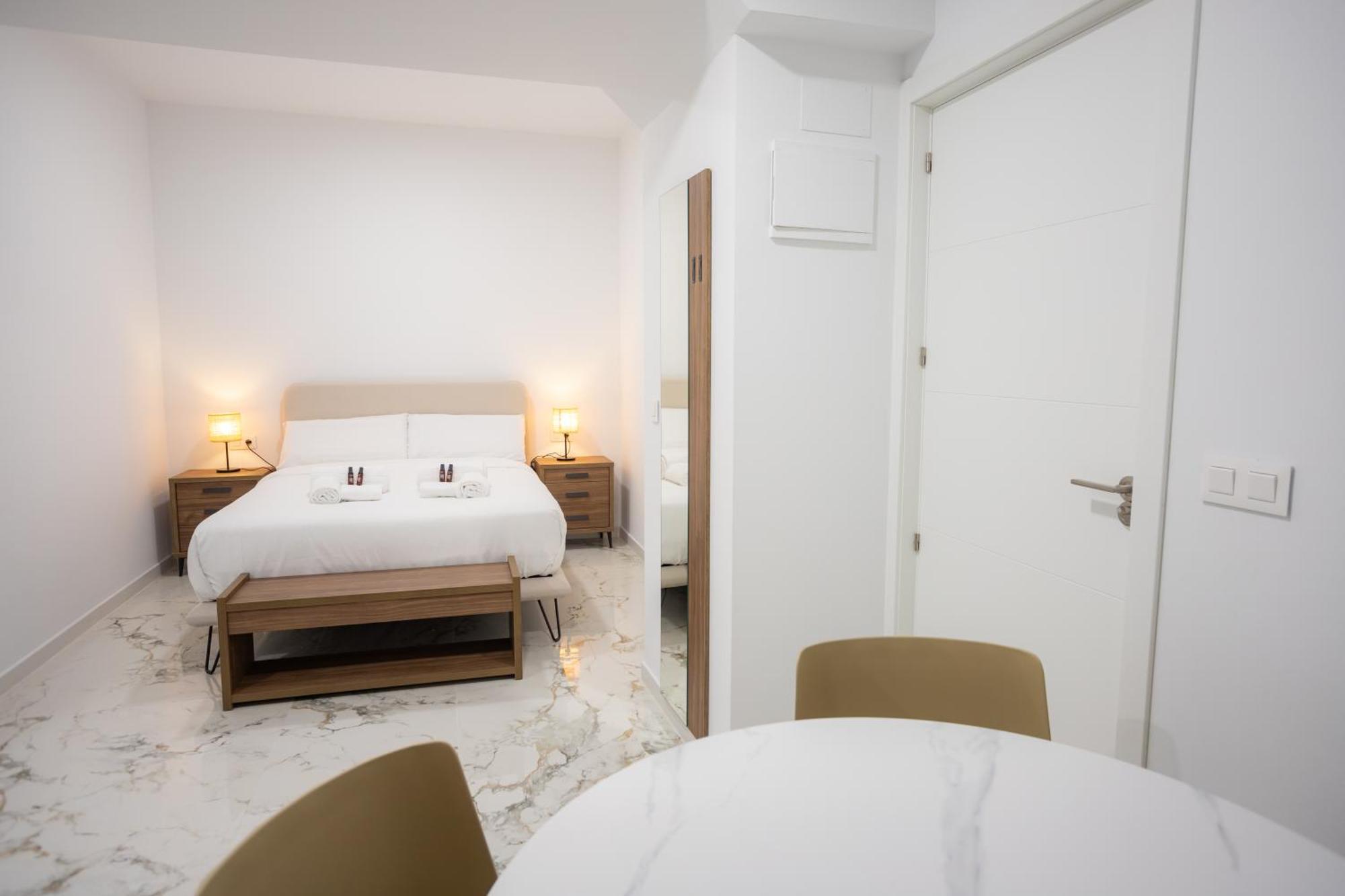 L&G Apartments Bahia Suite Alicante Exterior foto